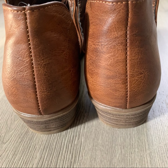 Seven 7 Brand Bandera Booties Ankle Boots  Size 9.5 EUC Brown - Picture 4 of 9